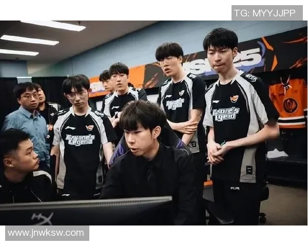 最新英雄联盟力量榜单揭晓EDG强势领跑前十名选手分析 最新英雄联盟力量榜单揭晓EDG强势领跑前十名选手分析